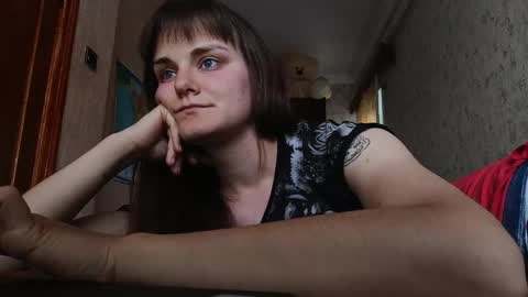 Snapshot of sweetalina13 chatting on 06-05-26, 03:40 sweetalina13 online show from 06-05-26, 03:40