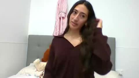 Amelia online show from 05-27-26, 07:16