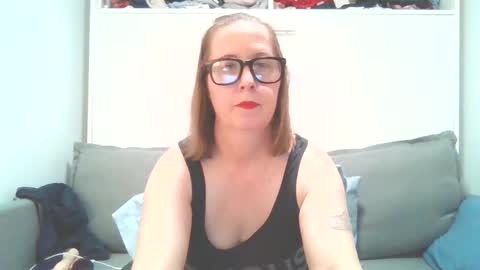 sweetandnaughty123 online show from 02-09-26, 09:52