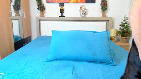 Viorica online show from 12-14-25, 03:01