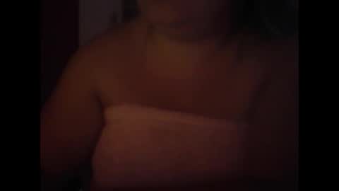 sweetapple808216 online show from 12-17-24, 07:59