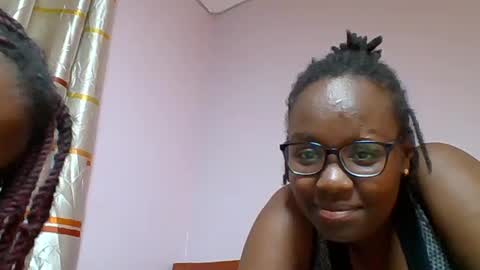 Snapshot of sweetariah1 chatting on 07-18-26, 06:34 Ariah online show from 07-18-26, 06:34