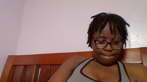 Snapshot of sweetariah1 chatting on 07-26-26, 03:30 Ariah online show from 07-26-26, 03:30