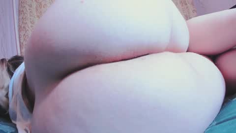 Snapshot of sweetass_u chatting on 12-09-24, 03:29 Nastya online show from 12-09-24, 03:29