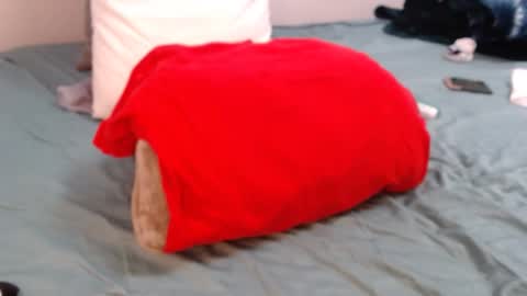 Sweetbear online show from 10-02-25, 08:32