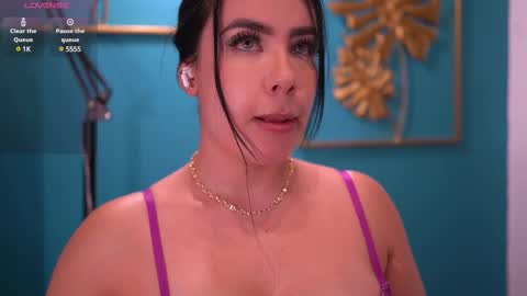 Brenda  online show from 03-11-25, 11:37