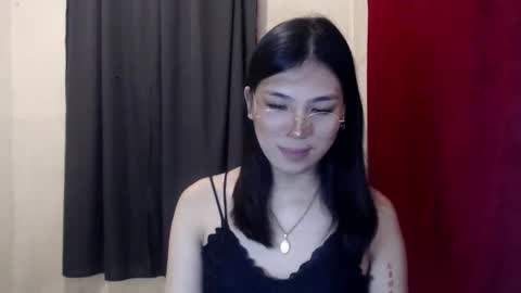 Snapshot of sweetcarla_xxx chatting on 09-09-25, 02:27 Carla online show from 09-09-25, 02:27