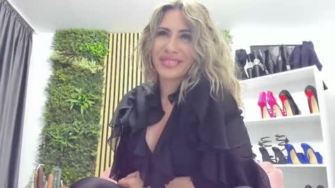 Cherry online show from 05-27-26, 06:10
