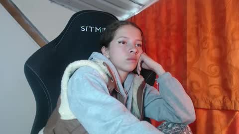 sweetdam12 online show from 02-19-25, 07:48