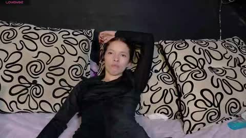 sweetdam12 online show from 10-27-25, 08:46