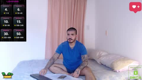 Snapshot of sweetdesires_ chatting on 05-08-26, 02:55 online show from 05-08-26, 02:55