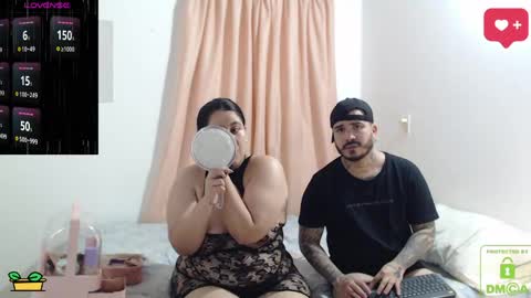 Snapshot of sweetdesires_ chatting on 05-23-26, 08:35 online show from 05-23-26, 08:35