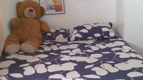 Snapshot of sweetdianne88 chatting on 02-14-25, 02:39 Dianne online show from 02-14-25, 02:39