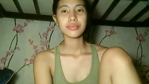 Snapshot of sweetdimple69 chatting on 09-10-25, 08:25 sweetdimple69 online show from 09-10-25, 08:25