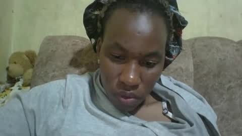 sweetdiva2012 online show from 01-17-25, 08:44