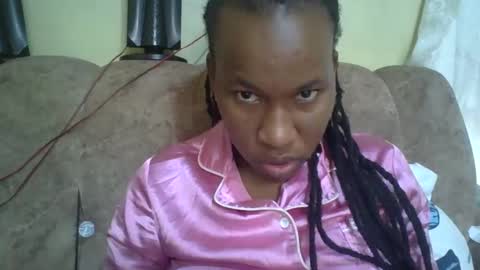 sweetdiva2012 online show from 11-11-25, 06:35