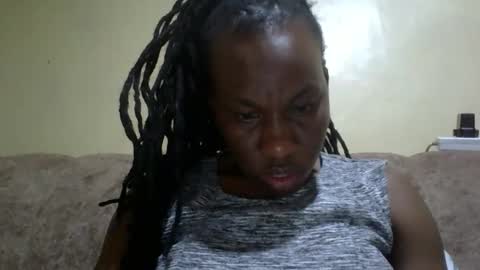 sweetdiva2012 online show from 03-12-26, 06:58