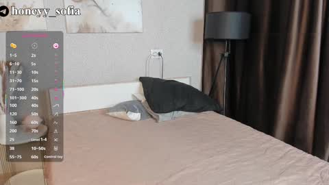 Snapshot of sweete_sofia chatting on 02-21-25, 08:05 Sofia online show from 02-21-25, 08:05