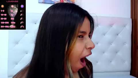 Gabriela online show from 09-18-25, 04:14