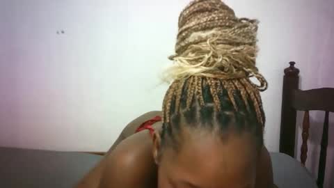 sweetebony_50 online show from 05-06-26, 07:46