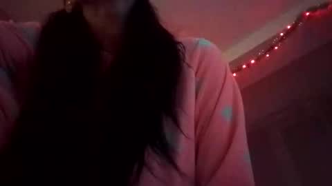 Snapshot of sweetericka chatting on 01-03-25, 04:16 Erika online show from 01-03-25, 04:16