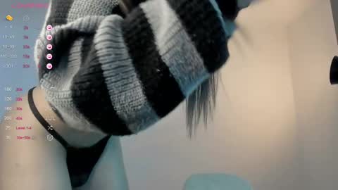 Bella online show from 02-25-25, 07:03