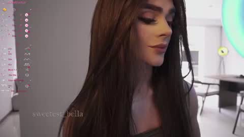 Bella online show from 07-16-26, 07:20