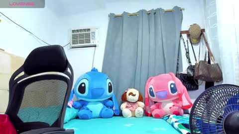 Fabiana online show from 12-14-25, 04:18