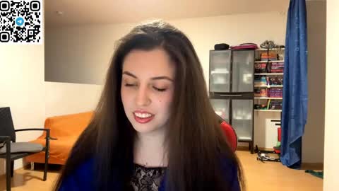 Snapshot of sweetfenomen67 chatting on 05-15-26, 07:10 Joanna online show from 05-15-26, 07:10