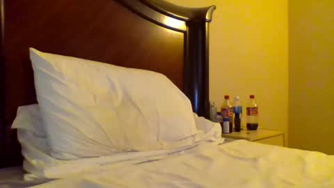 sweetg233 online show from 01-16-25, 05:55
