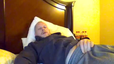 sweetg233 online show from 01-24-25, 04:17