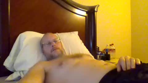 sweetg233 online show from 01-28-25, 05:24