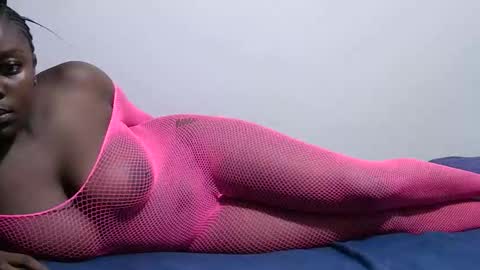 sweetgal11 online show from 04-04-26, 12:02