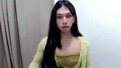 Snapshot of sweetgirl_acxx chatting on 08-09-26, 07:35 Just call me AC online show from 08-09-26, 07:35