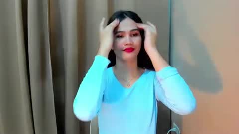 sweetgirl_latina143 online show from 09-16-25, 05:52