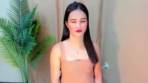 sweetgirl_latina143 online show from 10-01-25, 05:41