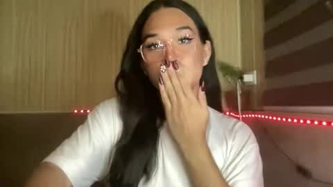 Snapshot of sweetgirl_rhainexxx chatting on 05-09-26, 03:06 sweetgirl_rhainexxx online show from 05-09-26, 03:06