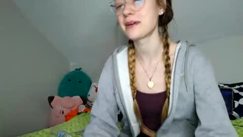 Snapshot of sweetgirlls chatting on 04-01-26, 07:44 sweetgirlls online show from 04-01-26, 07:44