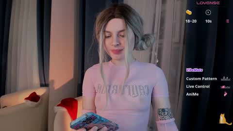 Kira online show from 12-27-24, 03:59