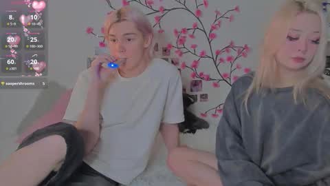 sweethearts_friends online show from 03-10-26, 06:29