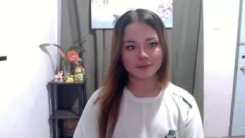 sweethotlove_xoxo online show from 11-02-25, 08:28