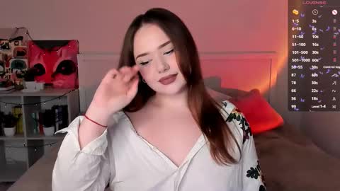 Hannah online show from 11-15-25, 01:18