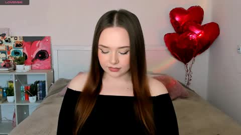 Hannah online show from 06-05-26, 02:23