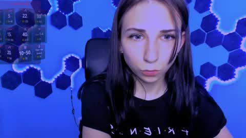 Snapshot of sweetie_chloe_ chatting on 05-11-26, 08:42 Chloe online show from 05-11-26, 08:42