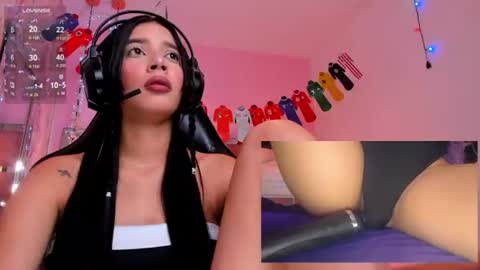 Snapshot of sweetie_cloe chatting on 07-14-26, 02:12 sweetie_cloe online show from 07-14-26, 02:12