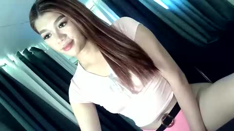 Snapshot of sweetie_fox69 chatting on 02-06-26, 03:33 Jas online show from 02-06-26, 03:33