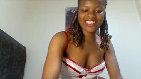 sweetie lee online show from 11-23-25, 03:06