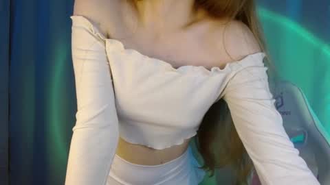 Annie online show from 09-22-25, 07:27