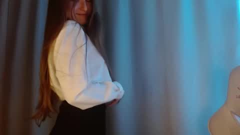 Annie online show from 02-27-26, 09:37