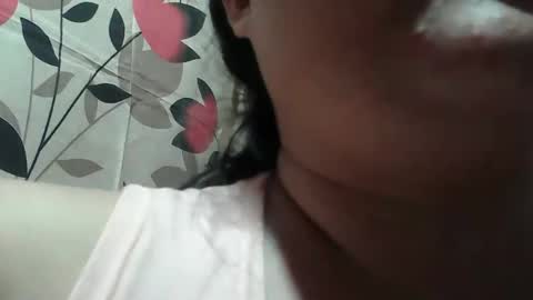 sweetiecummer318712 online show from 03-04-26, 11:16